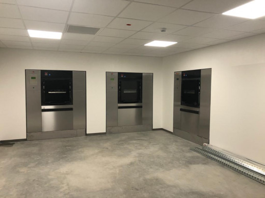 Drie wasmachines in Roeselare